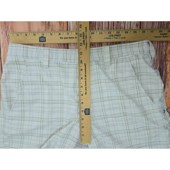 Under Armour Mens White Lightweight Plaid Golf Shorts 32 - Picture 6 of 7